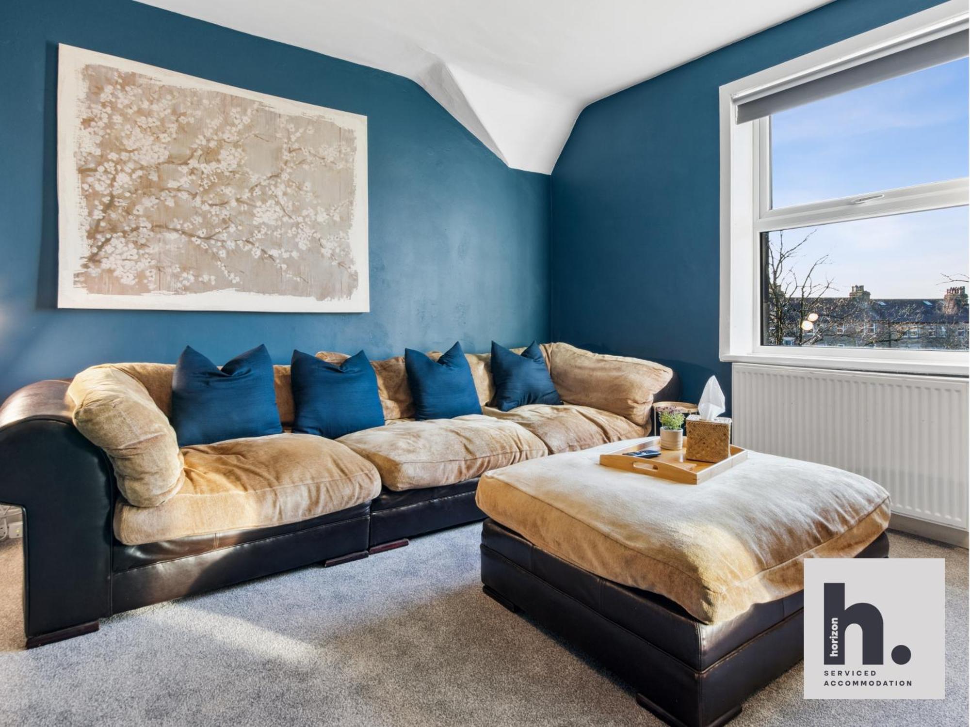 Free Parking - Penthouse - Business Stays - Relocating - St Харрогейт Экстерьер фото