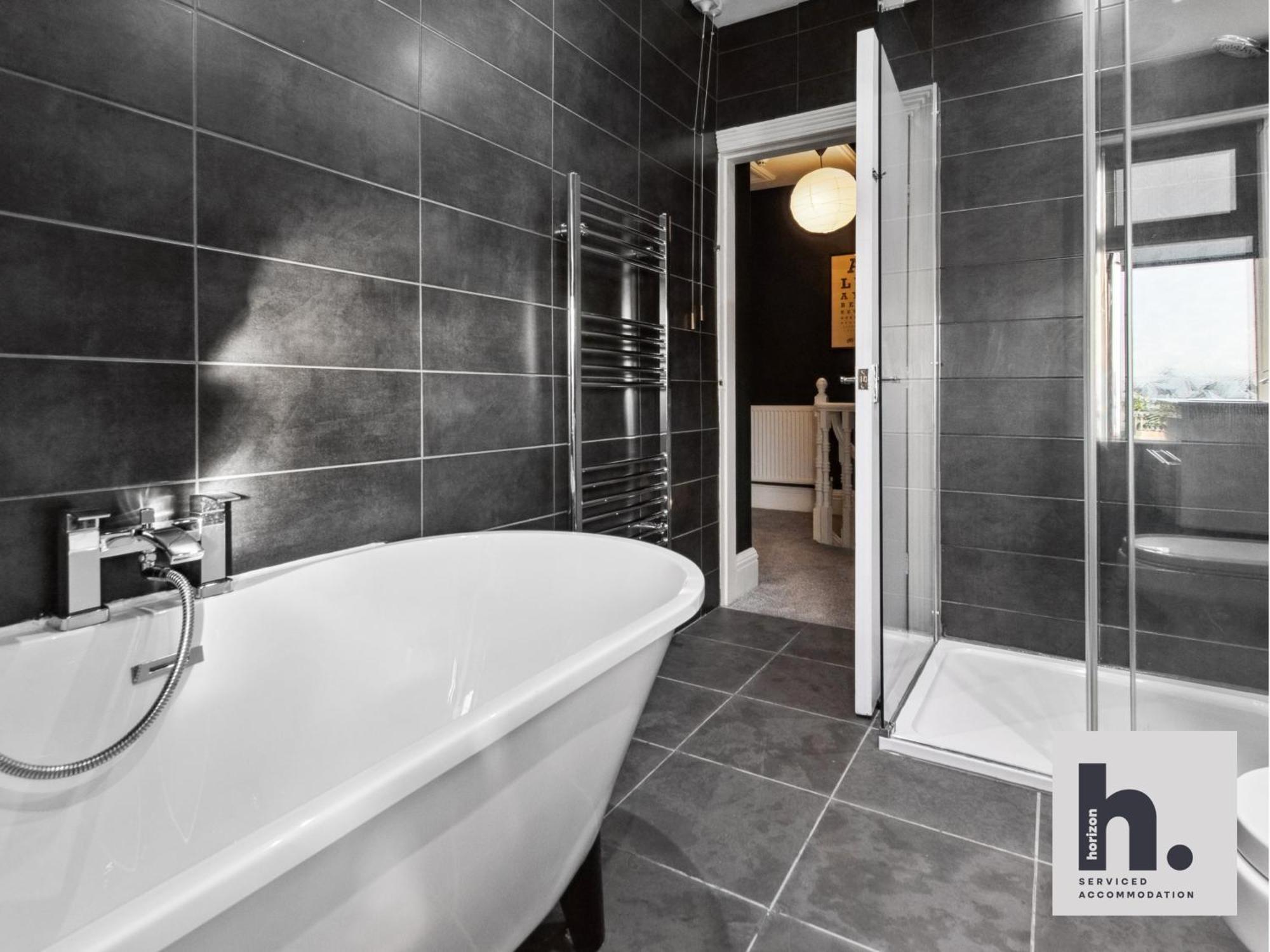 Free Parking - Penthouse - Business Stays - Relocating - St Харрогейт Экстерьер фото